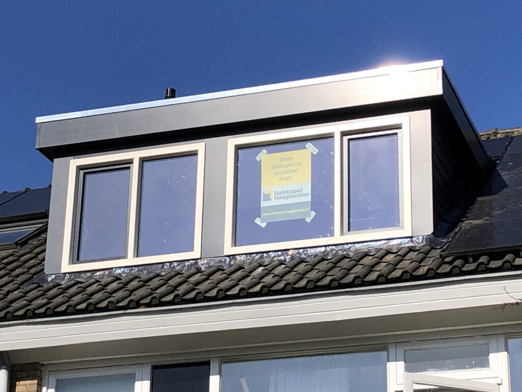 Prefab dakkapel geplaatst door Dakkapel Haaglanden